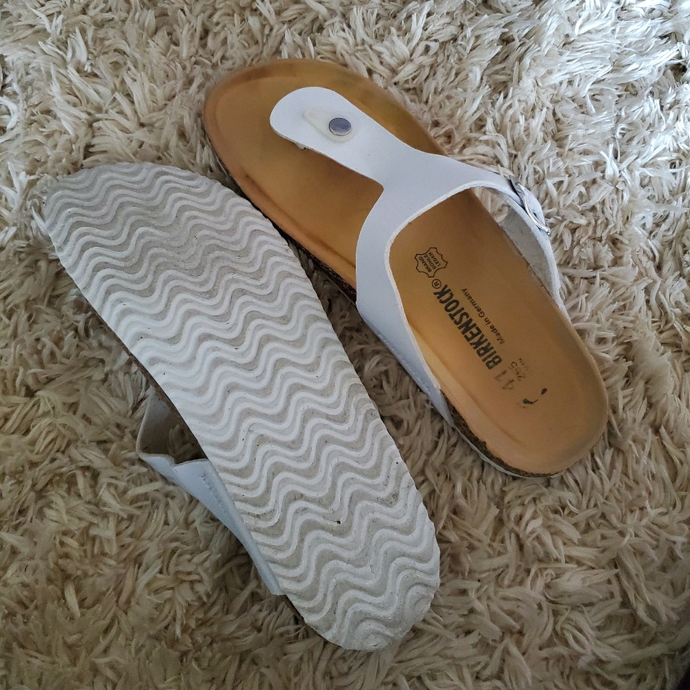 Womens Birkenstocks size 10